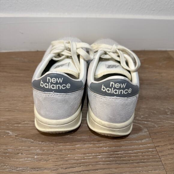New Balance Gray Cream Unisex T500 Sneakers Mens 7.5 Womens 9.5 main image 6